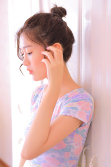 女角色裙子下照片